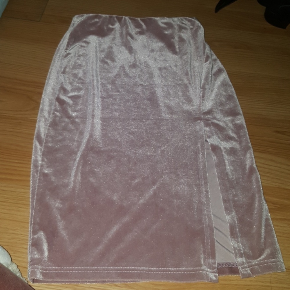 Velvet Pink Skirt with Slit